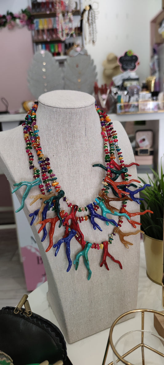 Collar coral